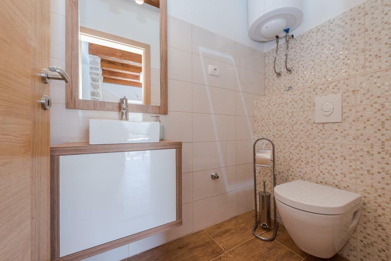 Villa Delozija Sukosan Ngoại thất bức ảnh