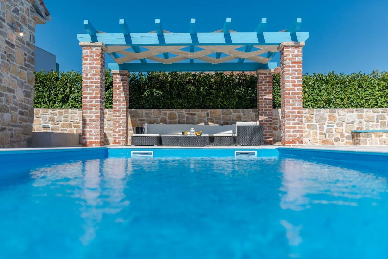 Villa Delozija Sukosan Ngoại thất bức ảnh