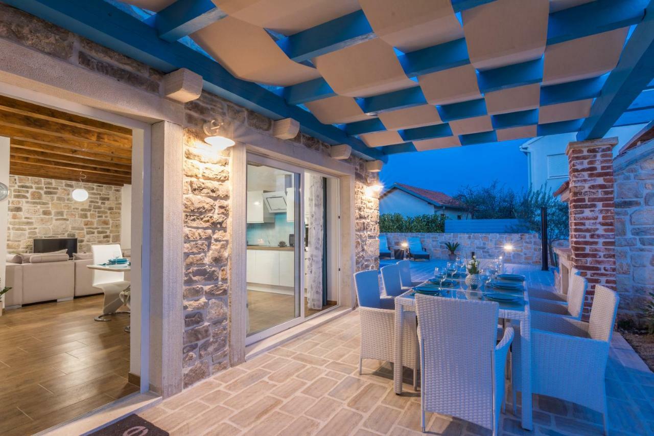 Villa Delozija Sukosan Ngoại thất bức ảnh