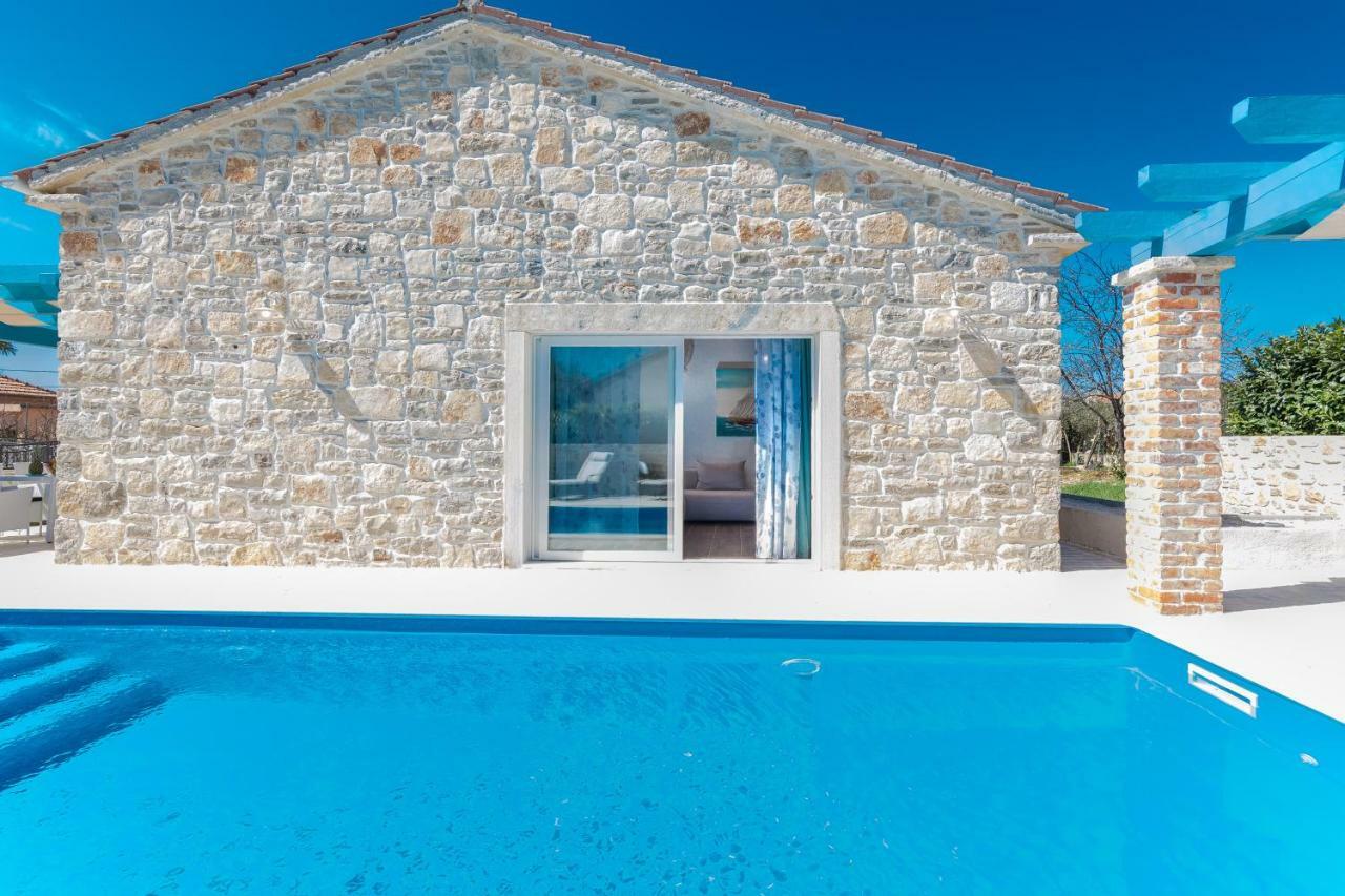 Villa Delozija Sukosan Ngoại thất bức ảnh