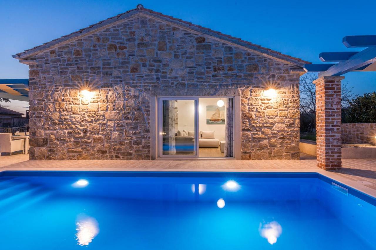 Villa Delozija Sukosan Ngoại thất bức ảnh